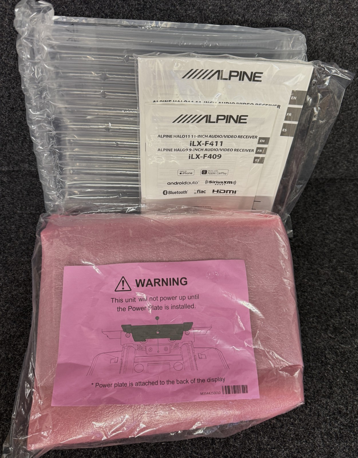 Alpine ilx-F411 HALO11 11-INCH AUDIO/VIDEO RECEIVER BRAND NEW/OPEN BOX