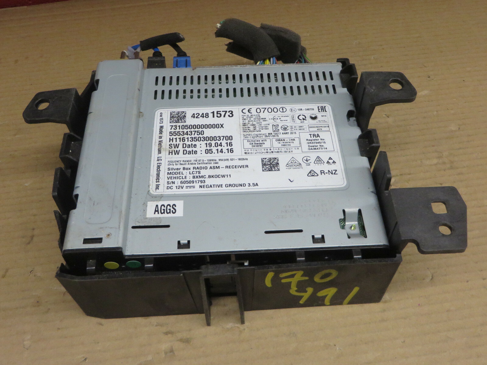 CHEVY 2017 RADIO AUDIO AM FM CD FACTORY DASH UNIT OEM # 42481573