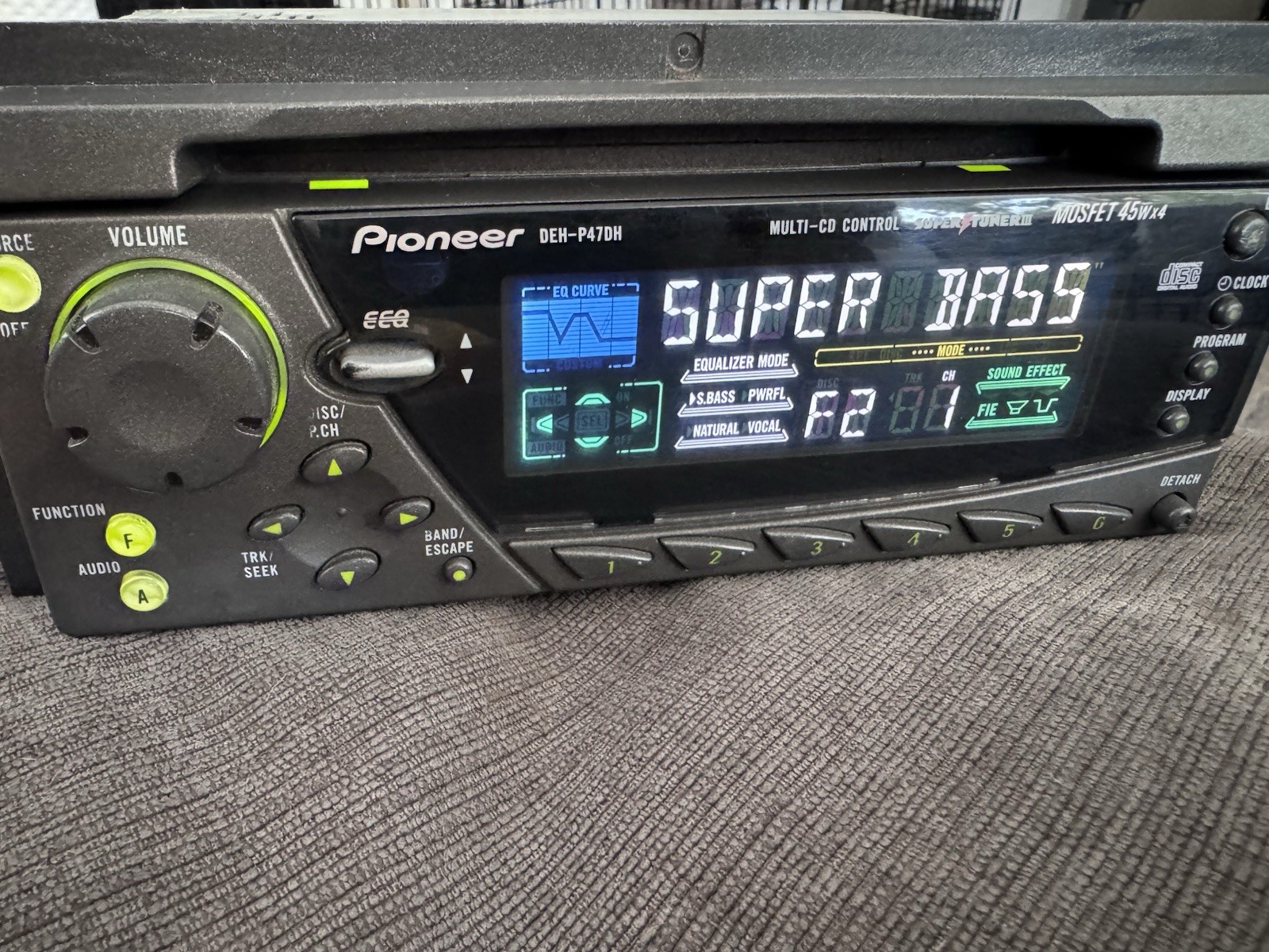 Pioneer DEH-P47DH CD Player Old School RARE In Dash Receiver