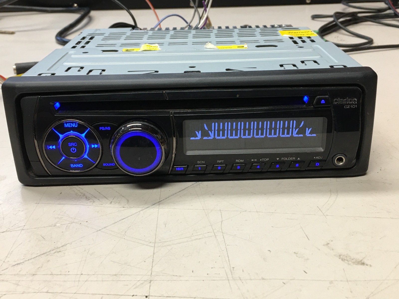 Clarion CZ101 CD/MP3/WMA RECEIVER AM FM CD Player 1DIN MAX45W x4ch DC14.4V