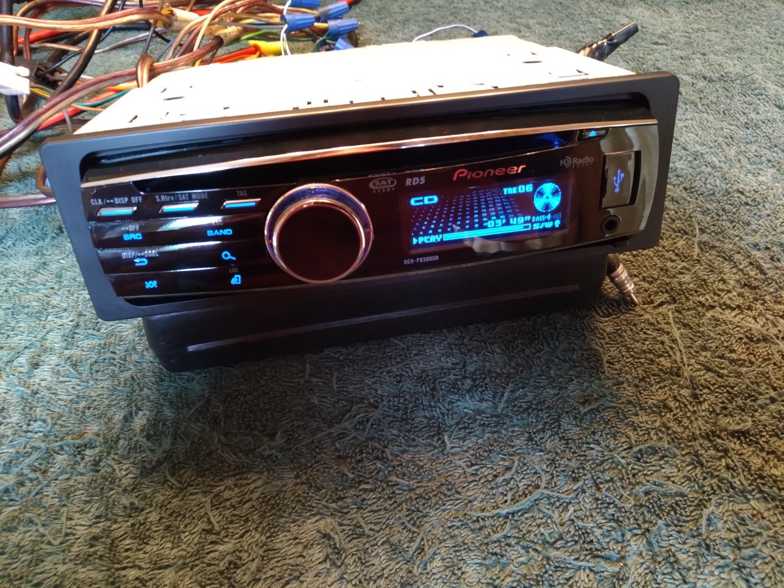 Pioneer DEH-P8300UB, CD /MP3/ USB/RDS Receiver , 200 watts, Tested