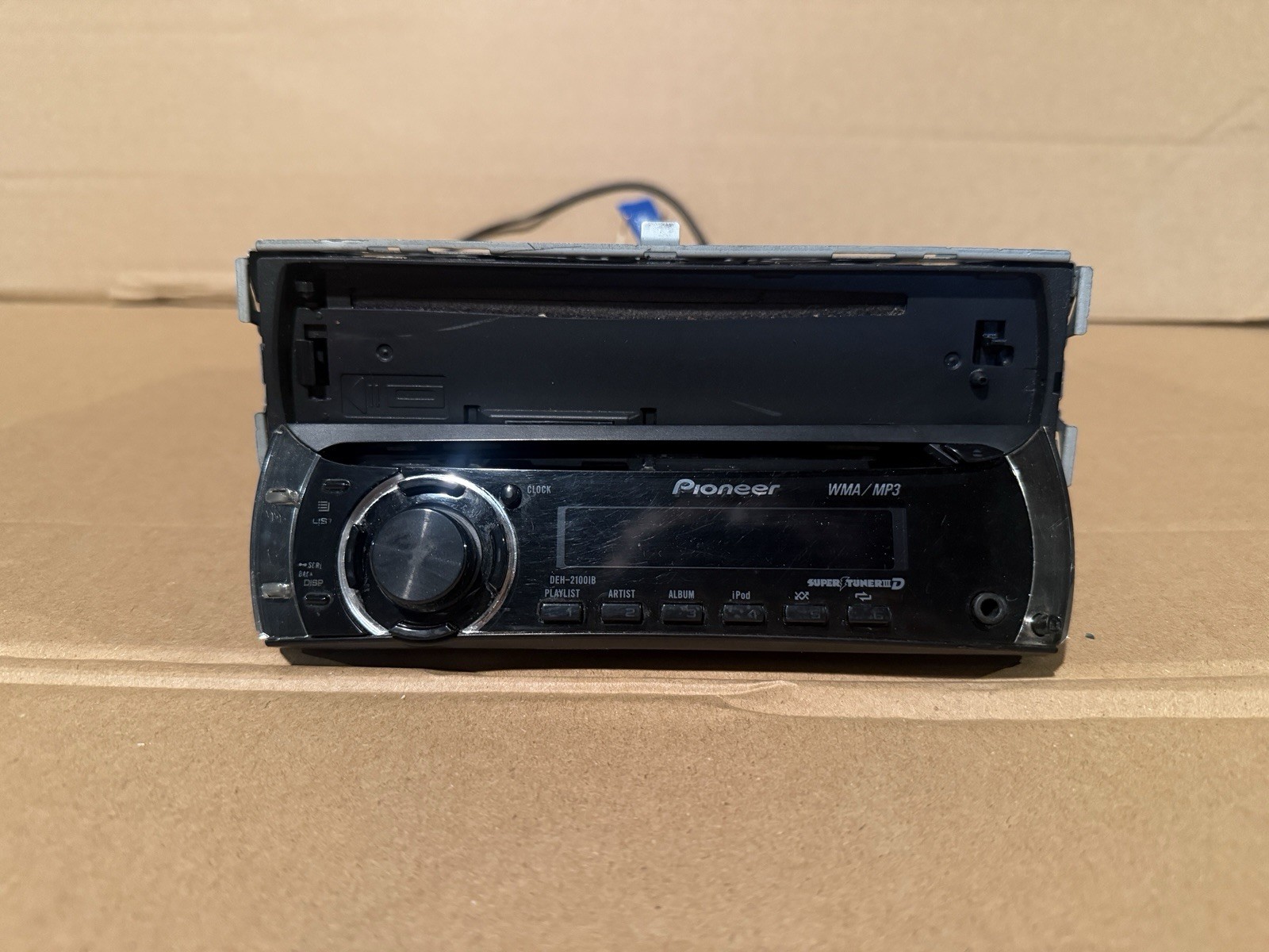 Pioneer DEH-2100IB Car Stereo CD/WMA/MP3/AM/FM Radio With Detachable Faceplate