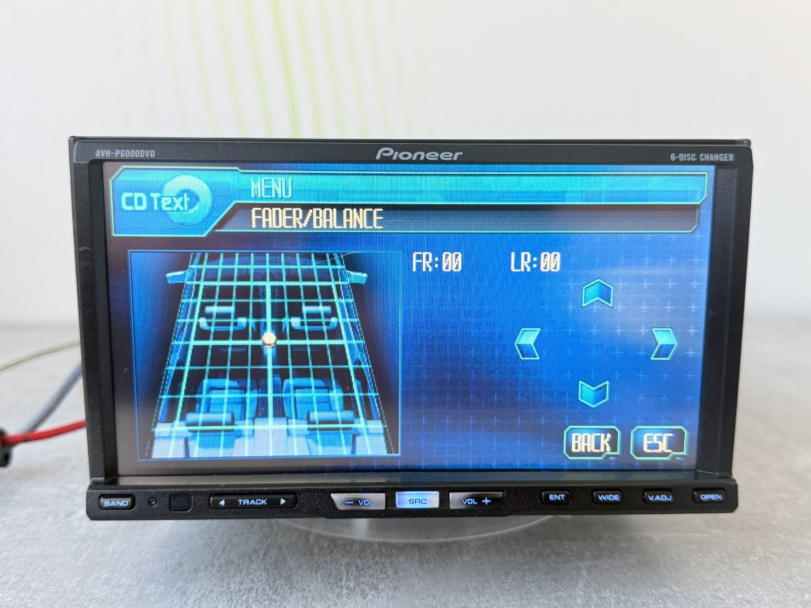 Pioneer AVH-P6000DVD 2DIN 6-Disc Changer DVD CD Touchscreen Car Stereo Multimedi