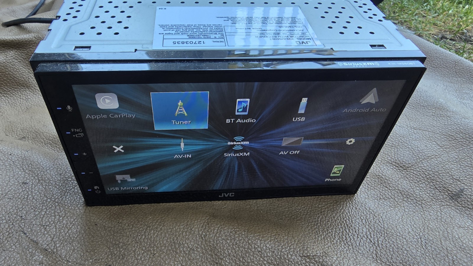 JVC KW-M560BT 6.8″ Apple CarPlay / Android Auto Bluetooth Digital Media Receiver