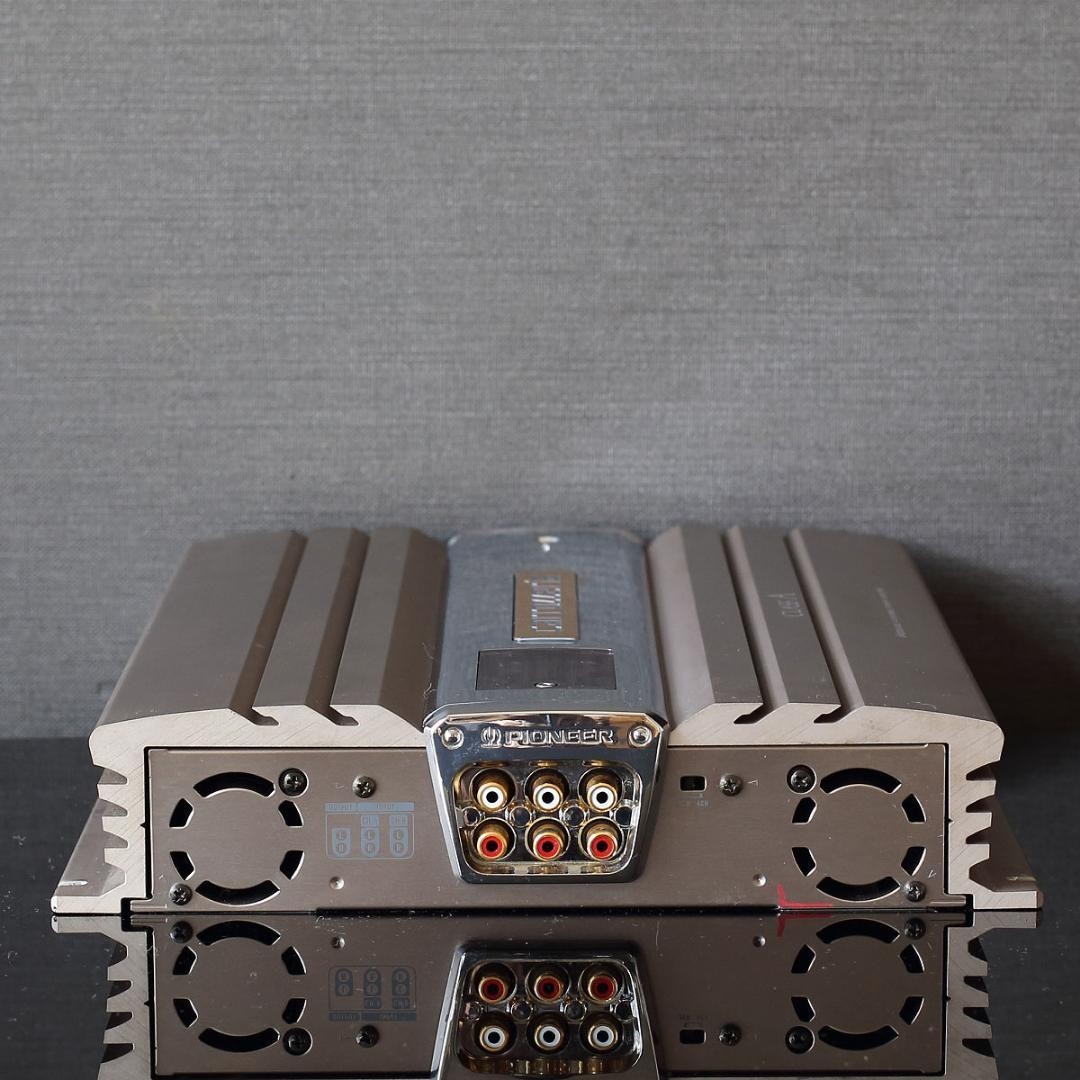 Carrozzeria GM-X9400 Class A Power Amplifier High Output Audio Working Confirmed