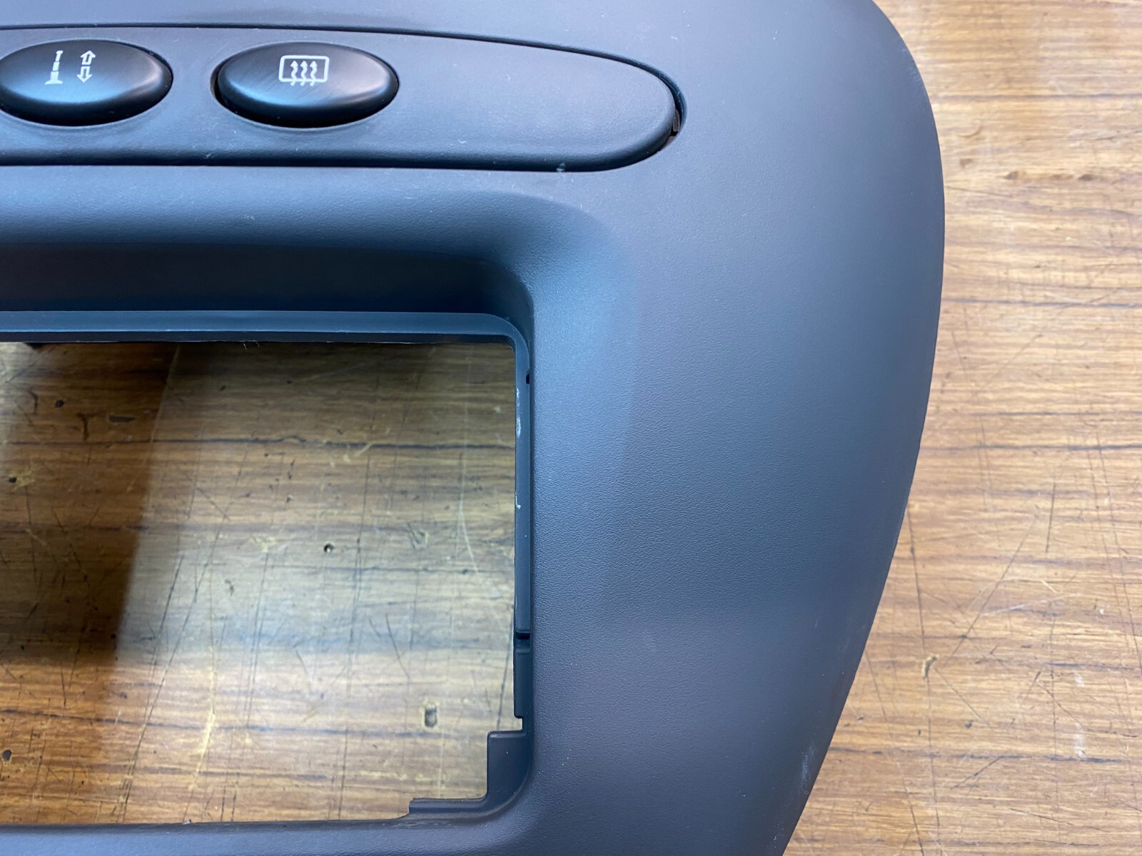 Ford Falcon AU Dash A/C Stereo Surround Dash Trim