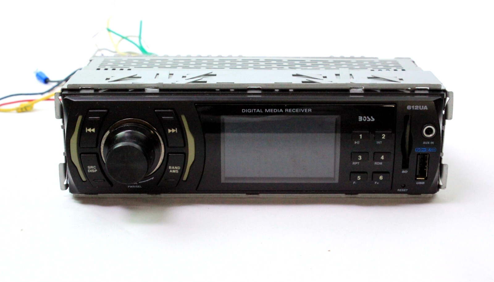 Boss 612UA MP3/Flash Card/Digital Media Receiver (No CD) /USB In DashReceiver