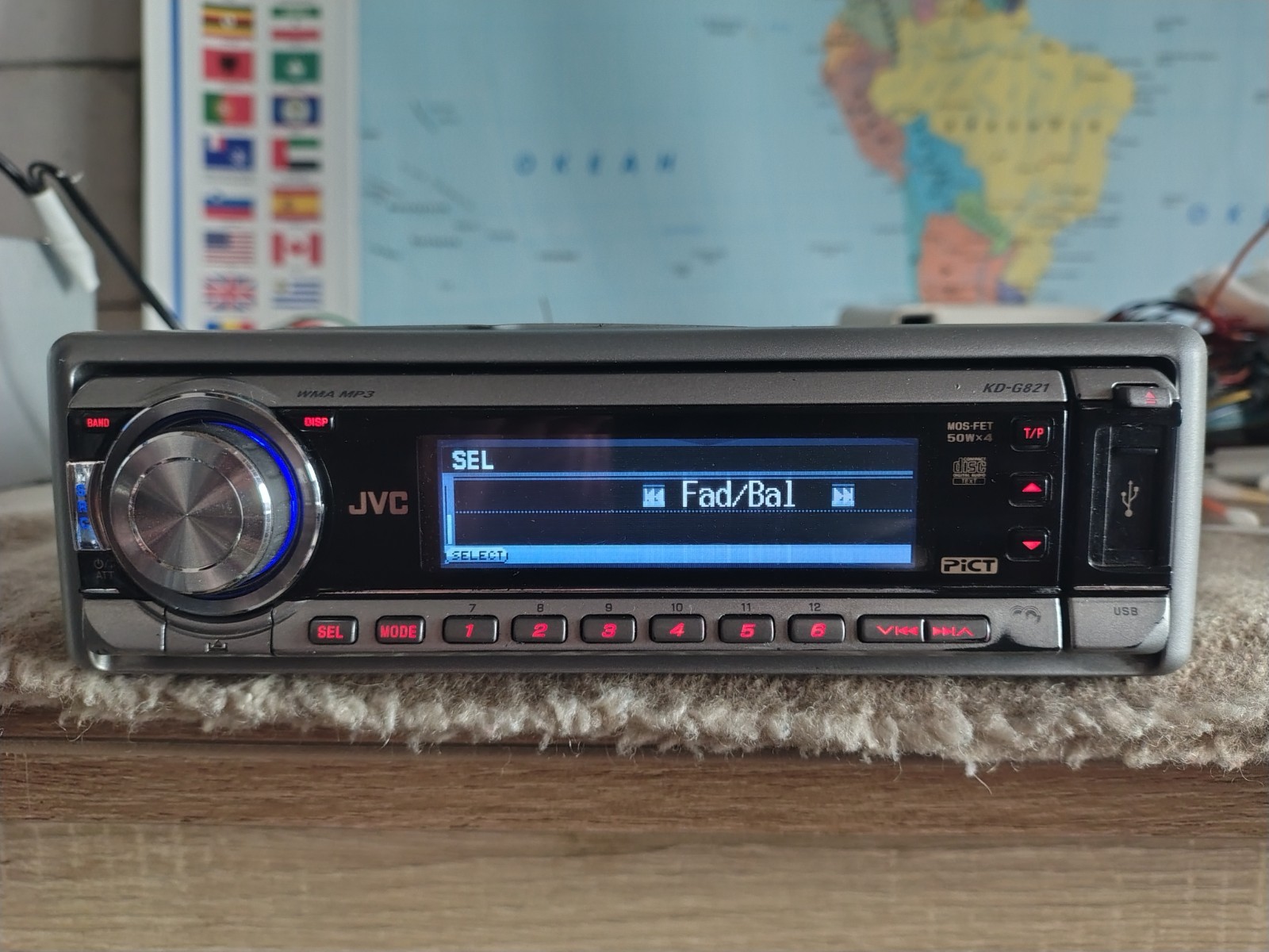JVC KD-G821 Car Radio Stereo Mobile Media Station Fully Working Great Shape