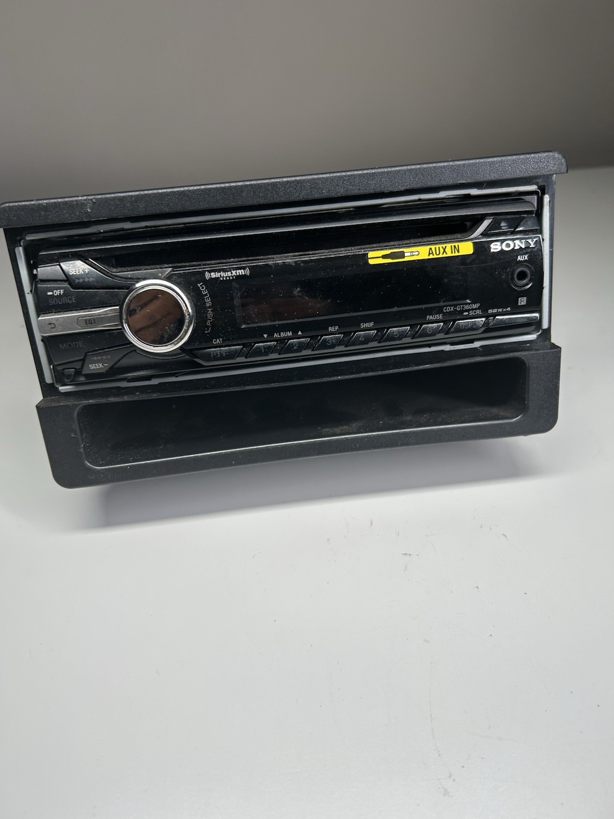 Sony CDX-GT360MP 1 DIN AM/FM CD Car Stereo Head Unit w/ Auxiliary Input