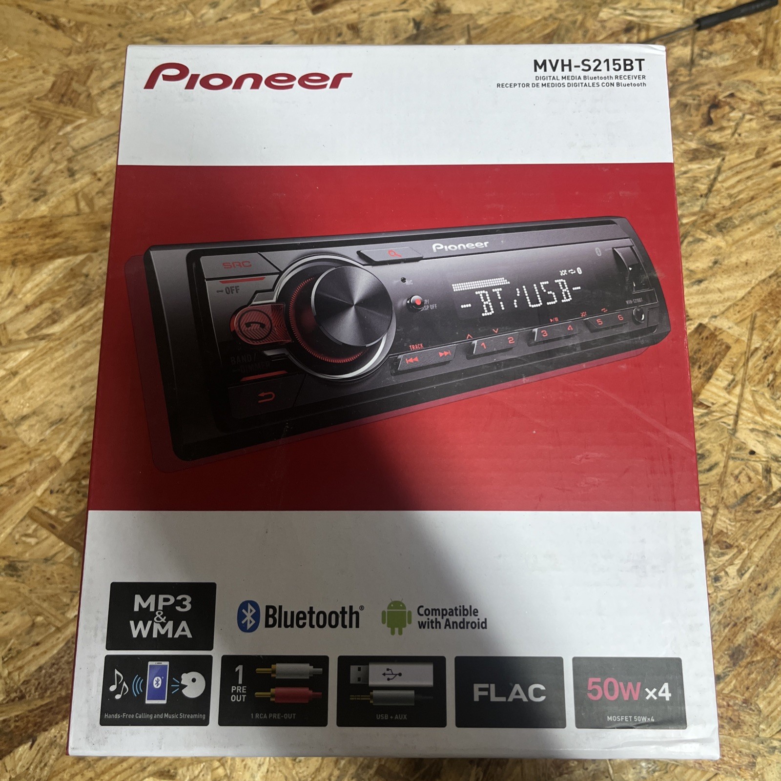 Pioneer MVH-S215BT Stereo Single DIN Bluetooth In-Dash USB MP3 Auxiliary AM / FM