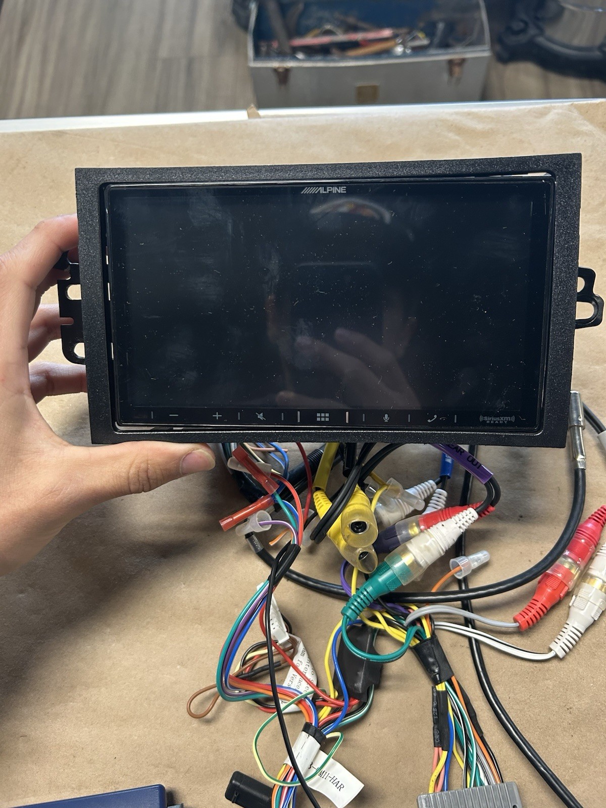 Alpine iLX-W650 Touchscreen Digital Multimedia Receiver