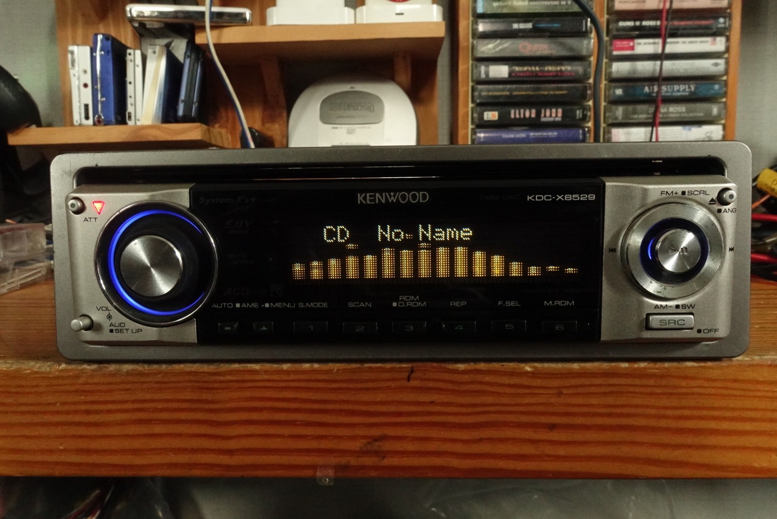 Kenwood KDC-x8529. Graphic Display CD/Bluetooth/Fm108 Player.