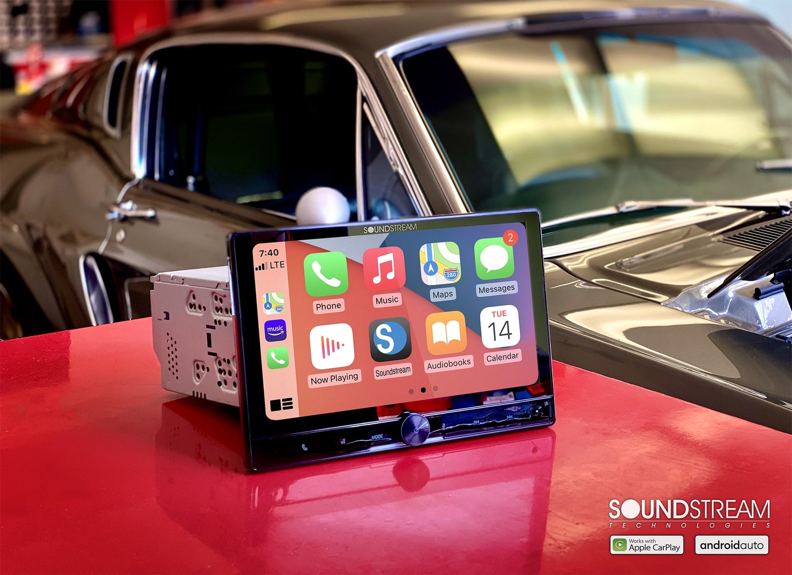 Soundstream 10.6″ 2 DIN DVD Player Apple Carplay Android Auto Stereo VRCPAA-106F