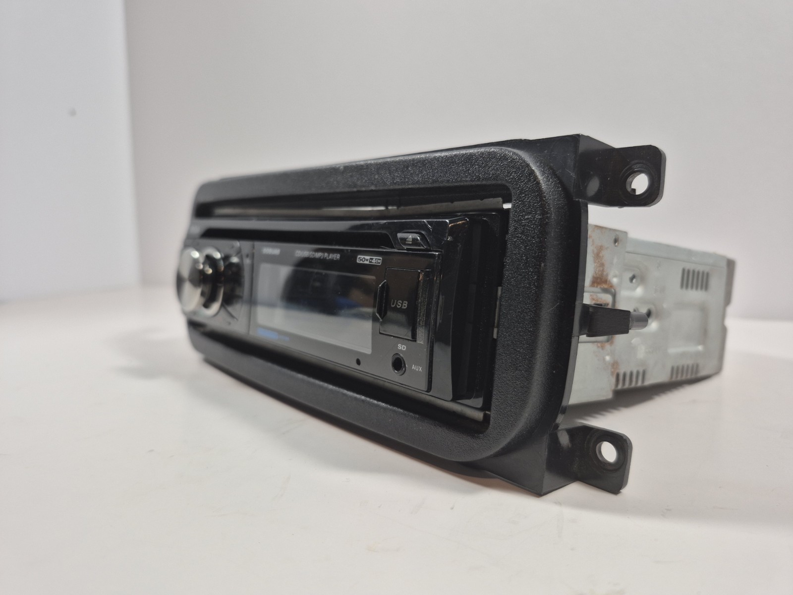 Boss Audio Systems 508UAB Digital Display AM/FM MP3/CD Player – UNTESTED