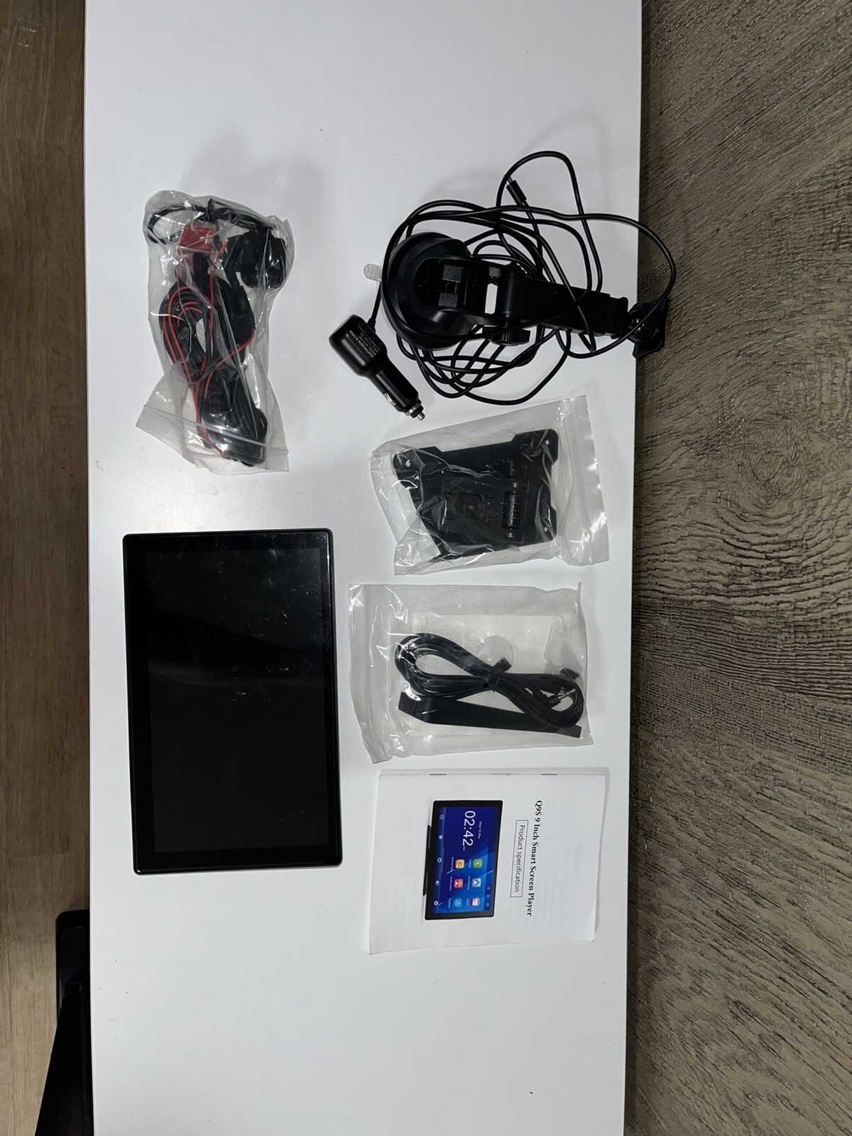 Q9S Wireless CarPlay Touch Screen 2.5K DASH CAM 9” Portable