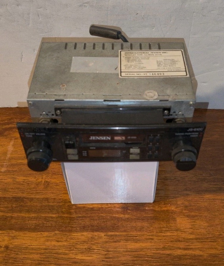 Jensen JS-6100 AM/FM Car Stereo Cassette Receiver Untested Powers On See Photos