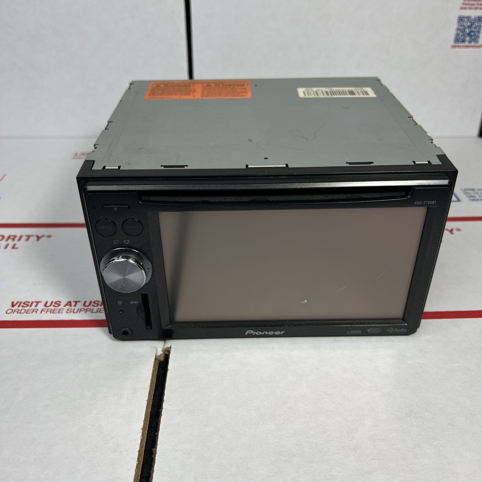 Pioneer Avic-f700bt 6.8″ Touchscreen Double Din Receiver Stereo *AS IS -UNTESTED