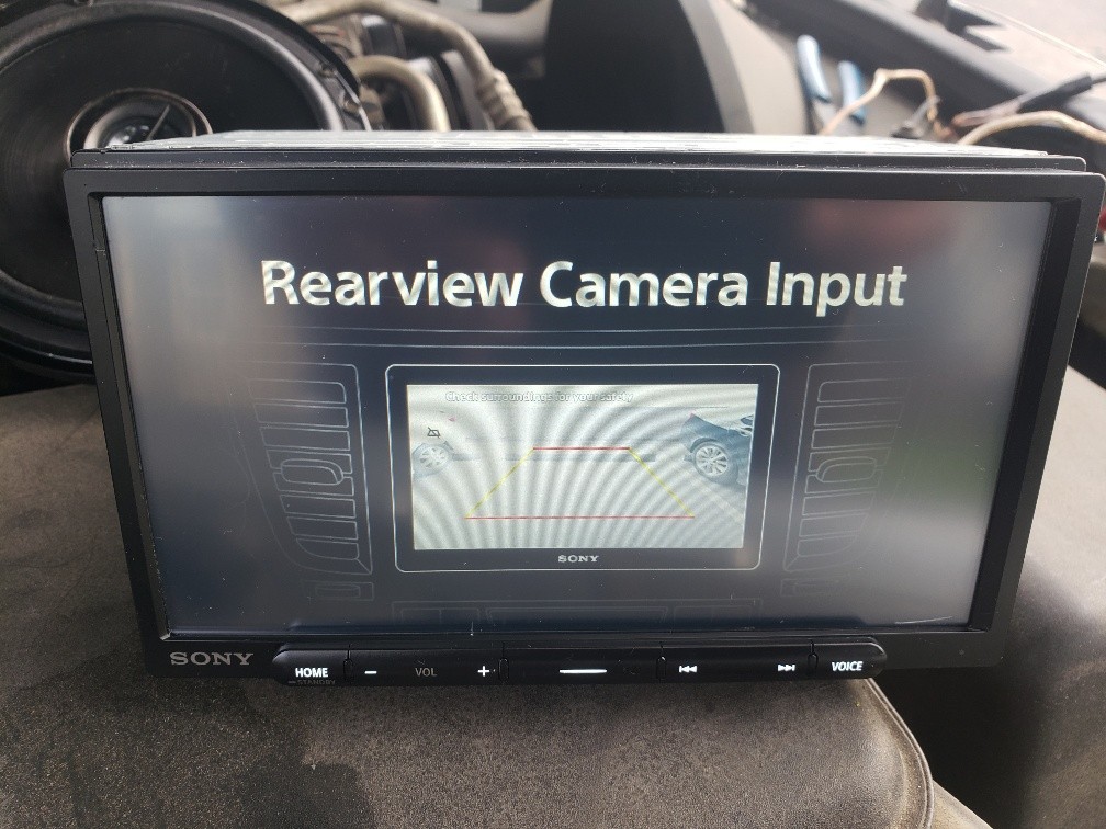 SONY 6.95″ DIGITAL BLUETOOTH MULTIMEDIA RECEIVER XAV-AX4000 CARPLAY/ANDROID