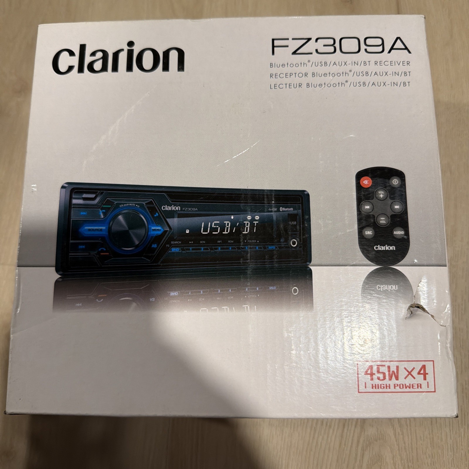 Clarion FZ309A Bluetooth Car Stereo USB AUX MP3 Receiver 45Wx4 Detachable