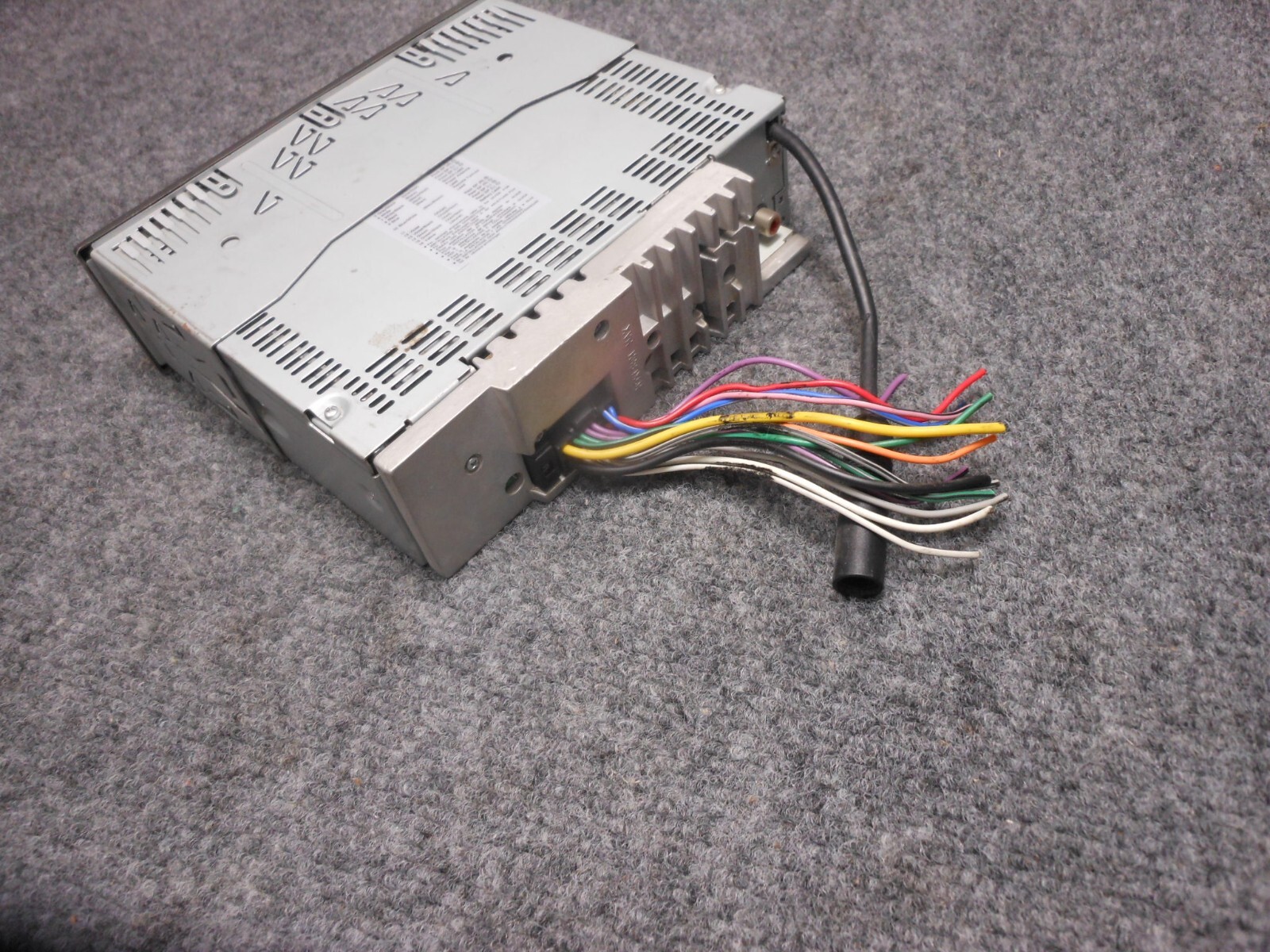 Alpine CDE-9841 CD Receiver