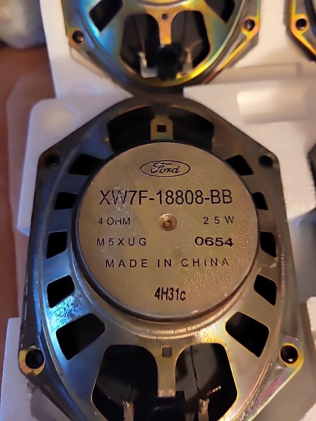 Ford Audio System 1999-2004 F150 Unit With 4 Speakers