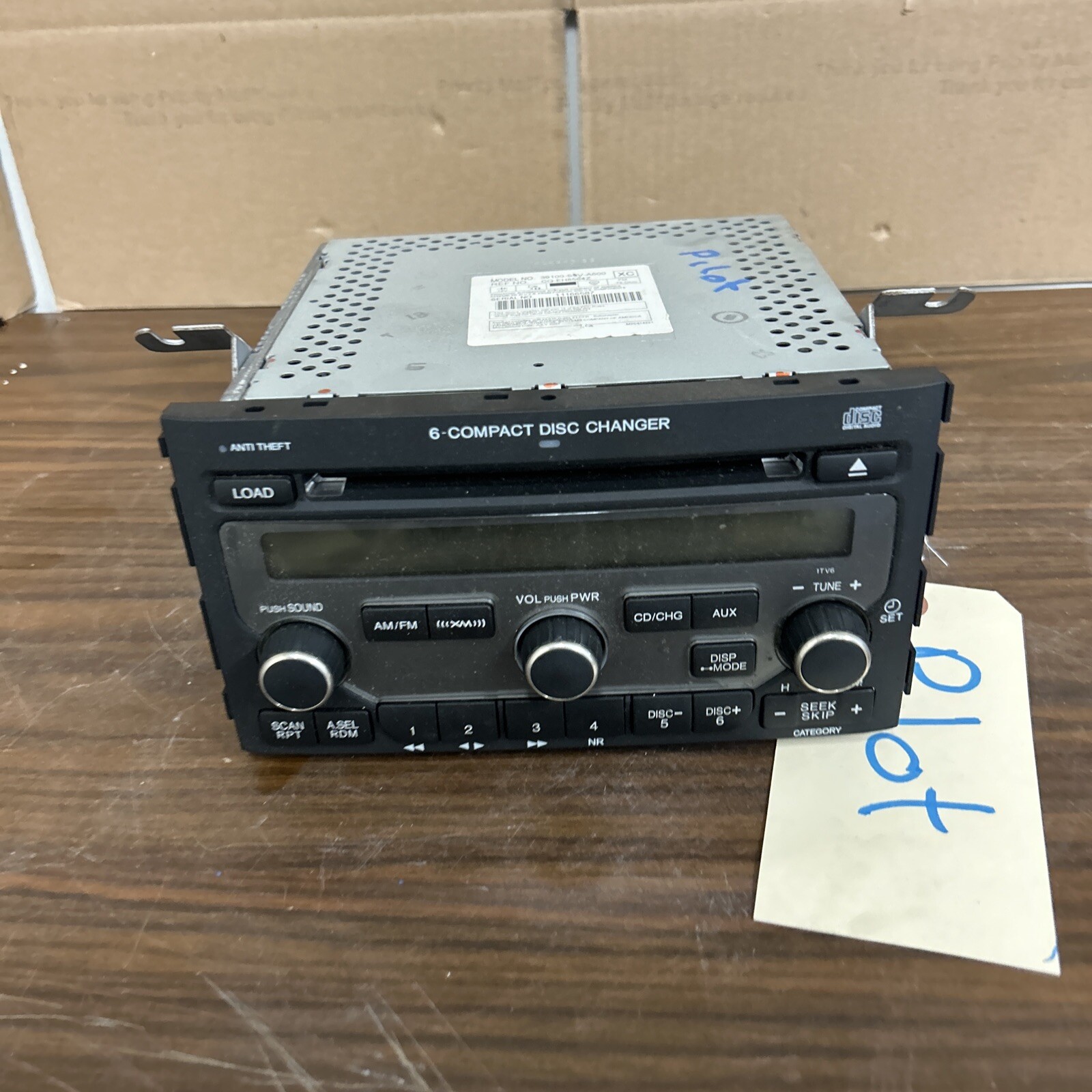 06-08 Honda Pilot EX-L AM FM XM 6 disc CD radio receiver 39100-S9V-A600 1TV6