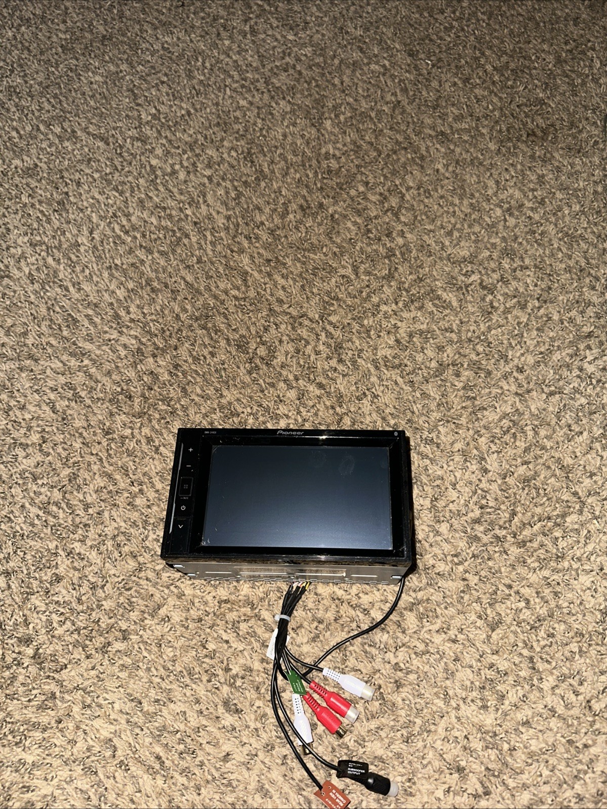 Pioneer DMH-241EX 6.2″ Touchscreen Digital Media Receiver