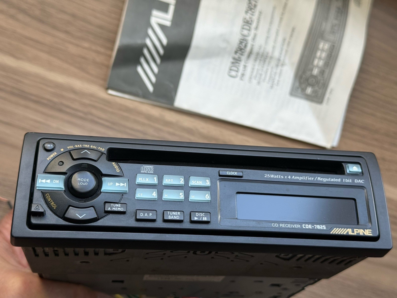 ALPINE CAR AUDIO STEREO IN DASH CD UNIT CDE-7825 VINTAGE LAMBORGHINI PORSCHE BMW