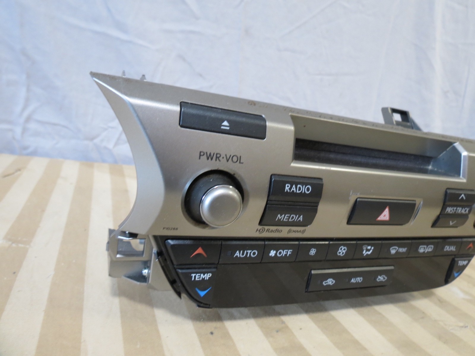 13-14 Lexus es350 es300h XM HD Radio Player Media Climate Control 86140-33060