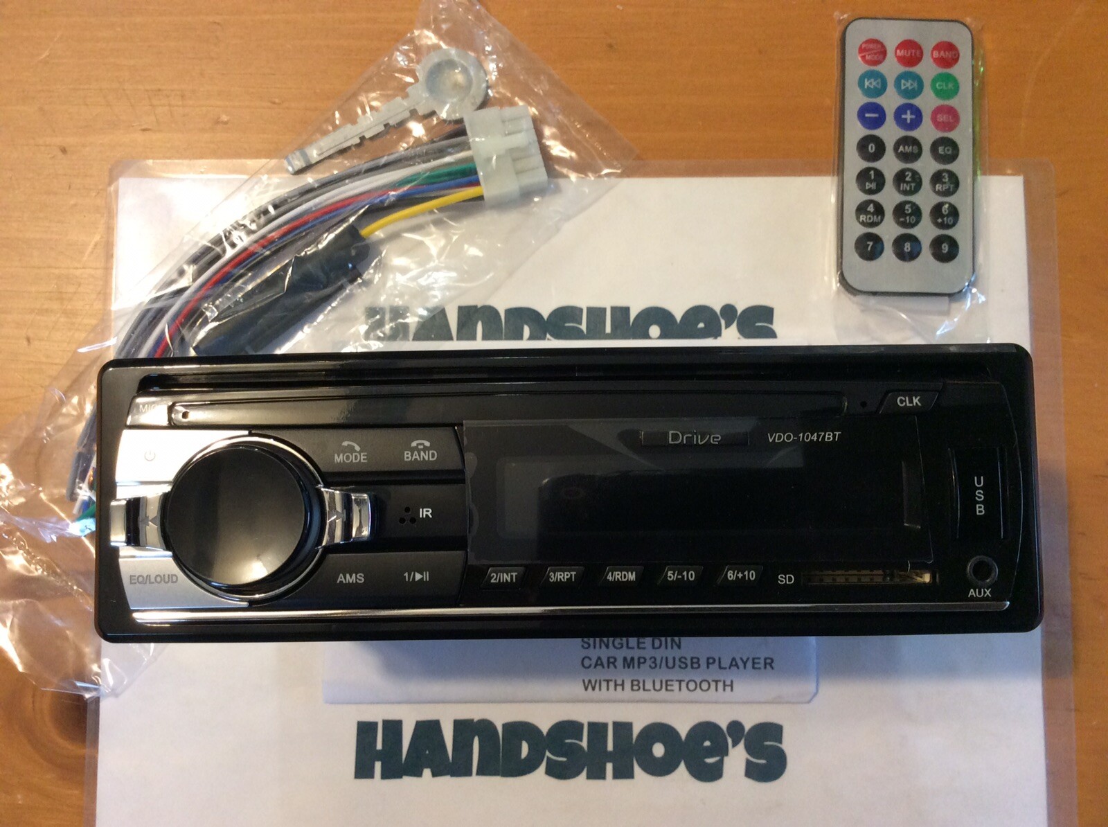 DRIVE VDO-1047BT SINGLE DIN CAR AUX/MP3/USB/SD PLAYER WITH BLUETOOTH *S6