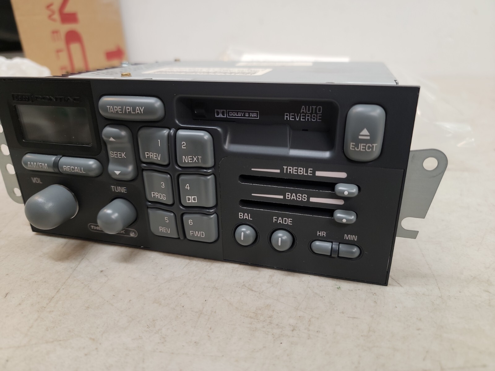 GM Delco Pontiac AM FM Cassette Factory Radio Stereo 16151282