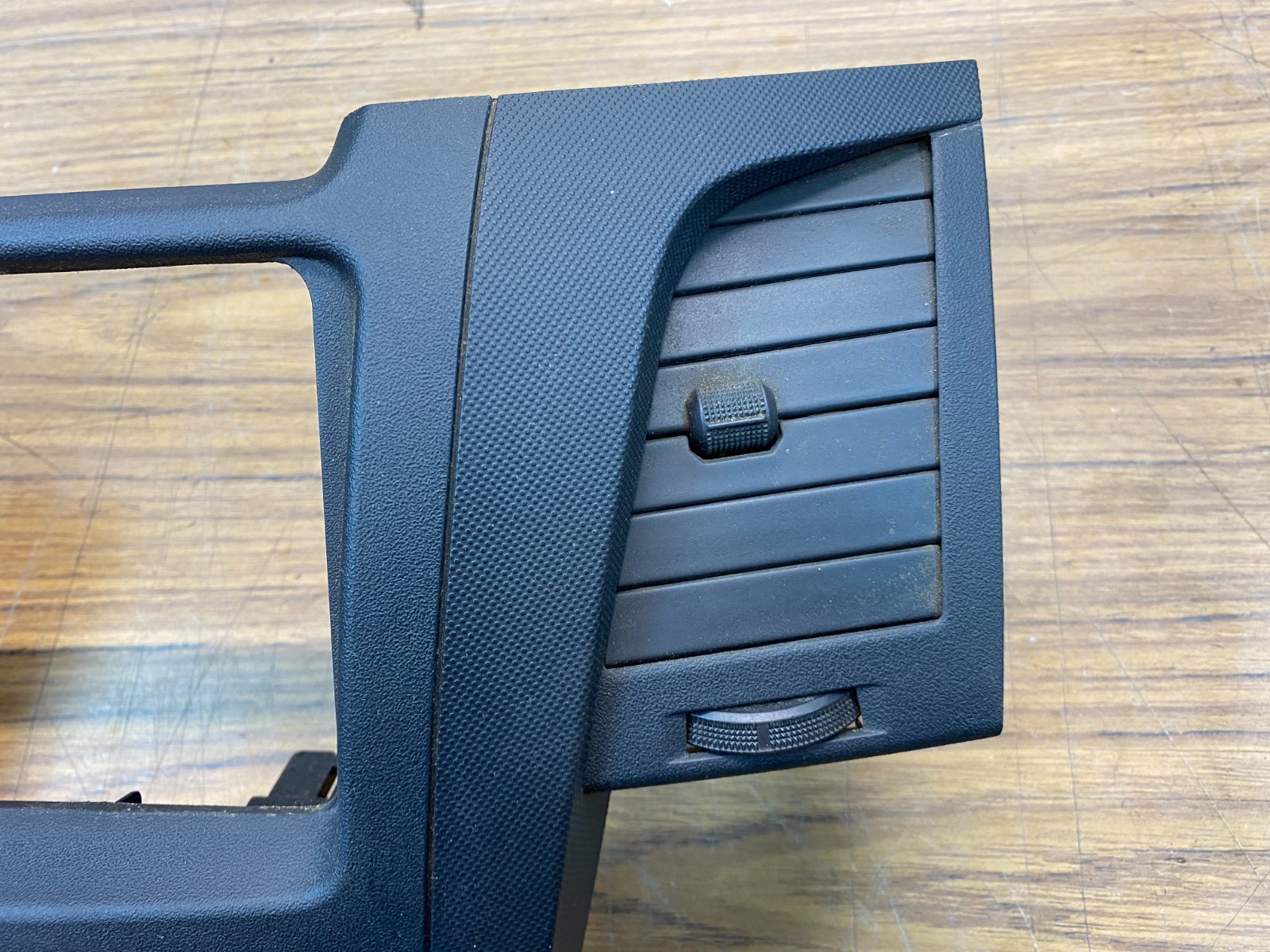 Toyota Hilux 2011 Diesel Interior Dash A/C Control Surround Facia 55420-0K010