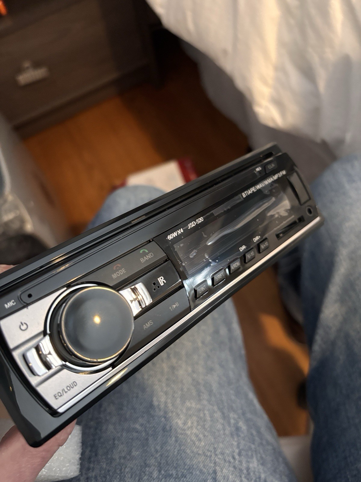 JSD-520 Car Stereo MP3 Player with PLL FM Radio