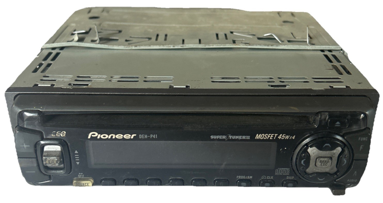 Pioneer Premier DEH-P41 MOSFET 45wx4 (UNTESTED) Selling For Parts.