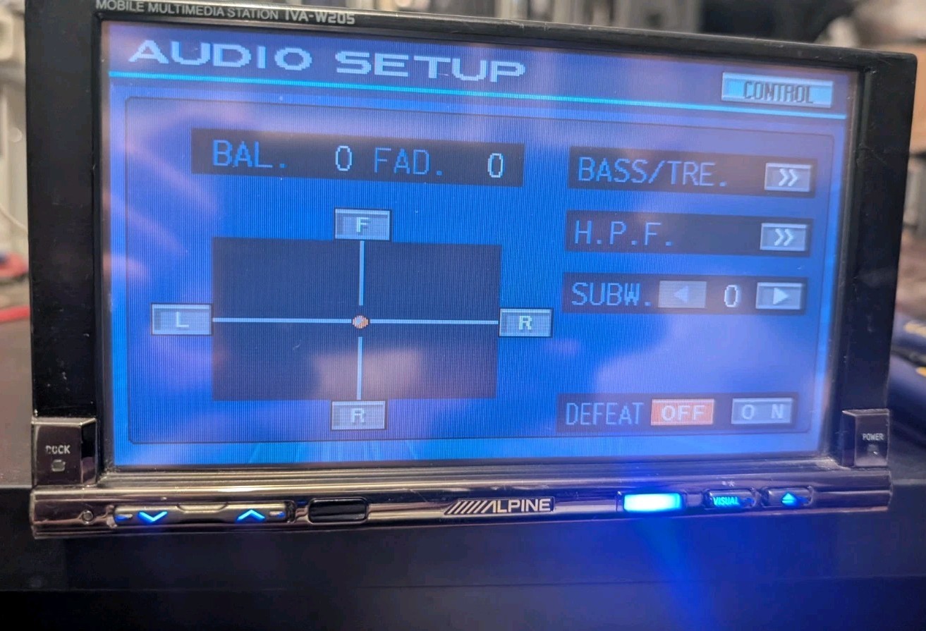 Alpine IVA-W205 6.5″ Touchscreen Car Radio DVD CD AUX Bluetooth Camera Ready