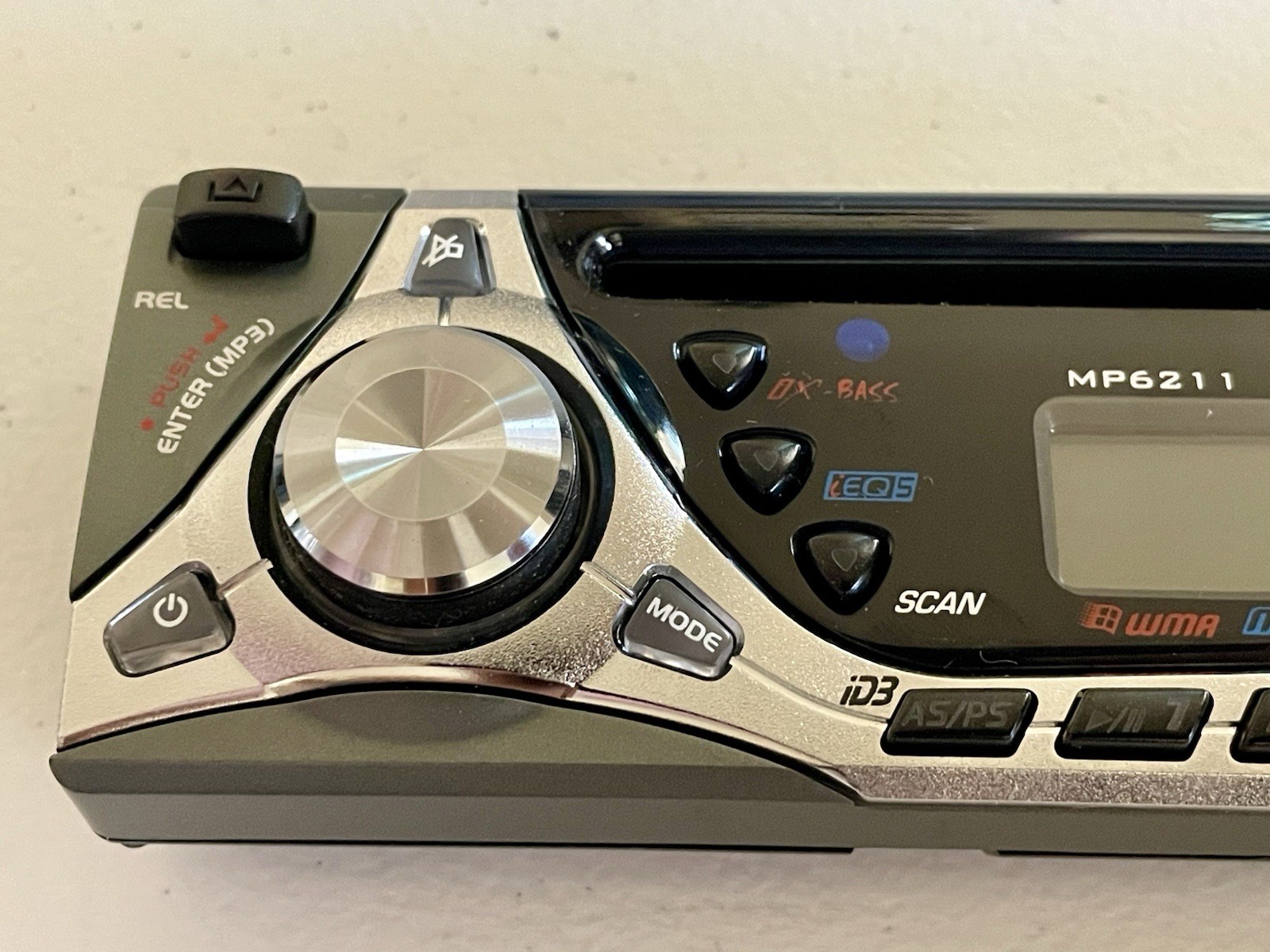 JENSEN MP6211 CAR CD AM/FM/CD MP3 RECEIVER FACEPLATE ONLY