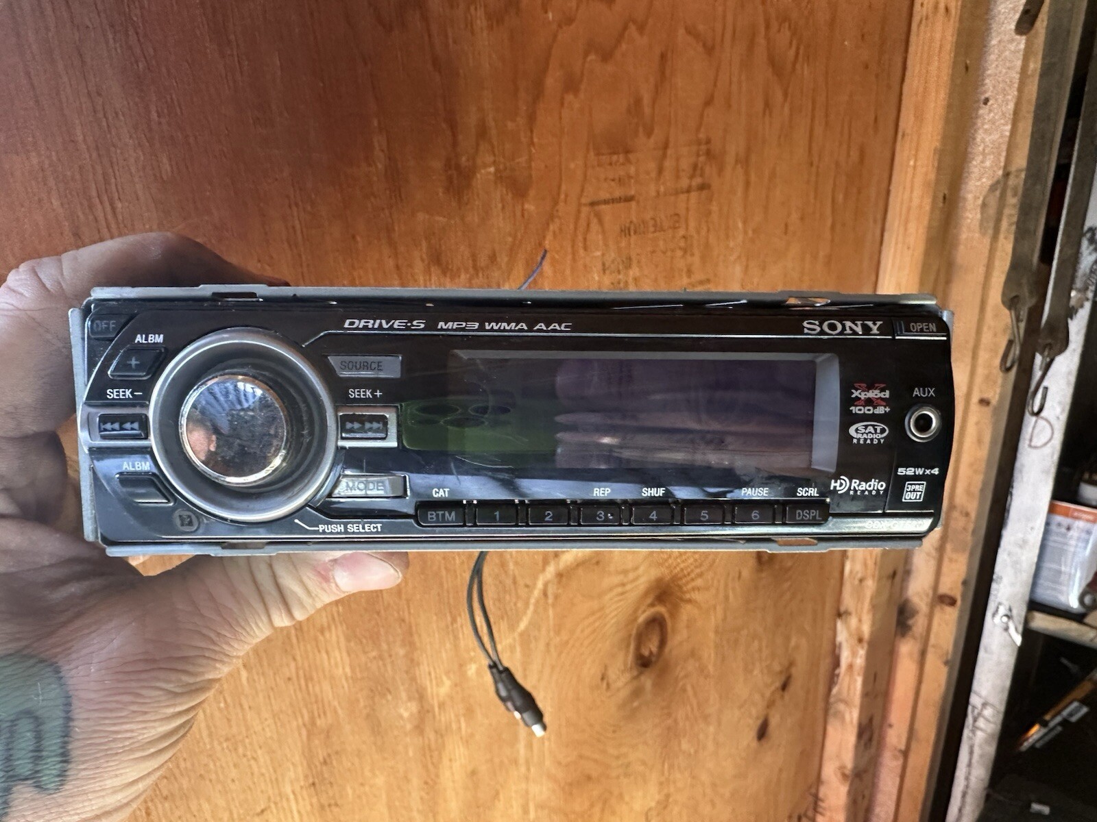 SONY CDX-GT520 DRIVE-S X-PLOD CAR STEREO