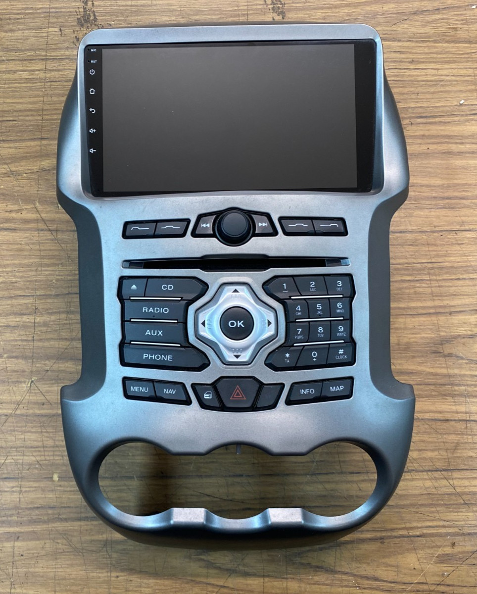 Ford Ranger PX1 Interior Dash Center ICC Surround + Aftermarket Reverse Camera
