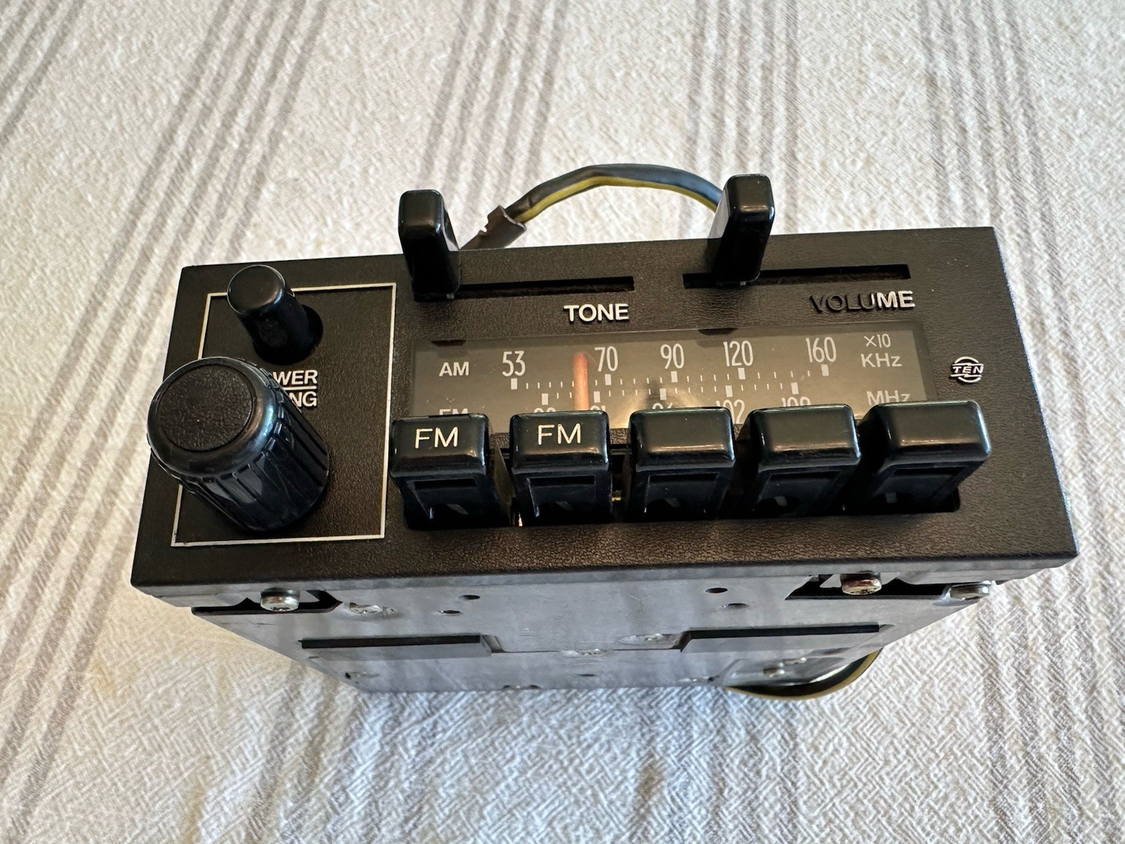 Vtg OEM Fujitsu Ten Ltd AM/FM Car Stereo Radio 86120-12020 Japan Slide Volume