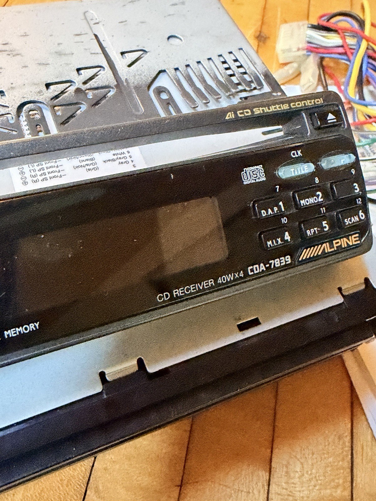ALPINE CAR AUDIO STEREO IN DASH CD UNIT OLD SCHOOL CDA-7839 VINTAGE RARE EQ BASS