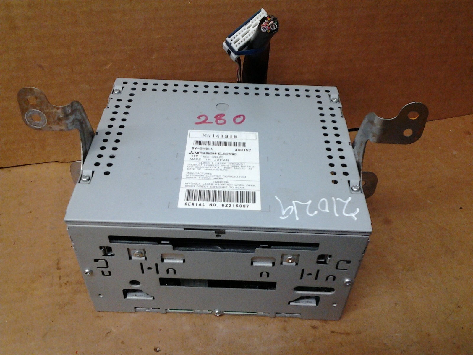 2007 Mitsubishi Outlander AM-FM Radio Receiver MN141319