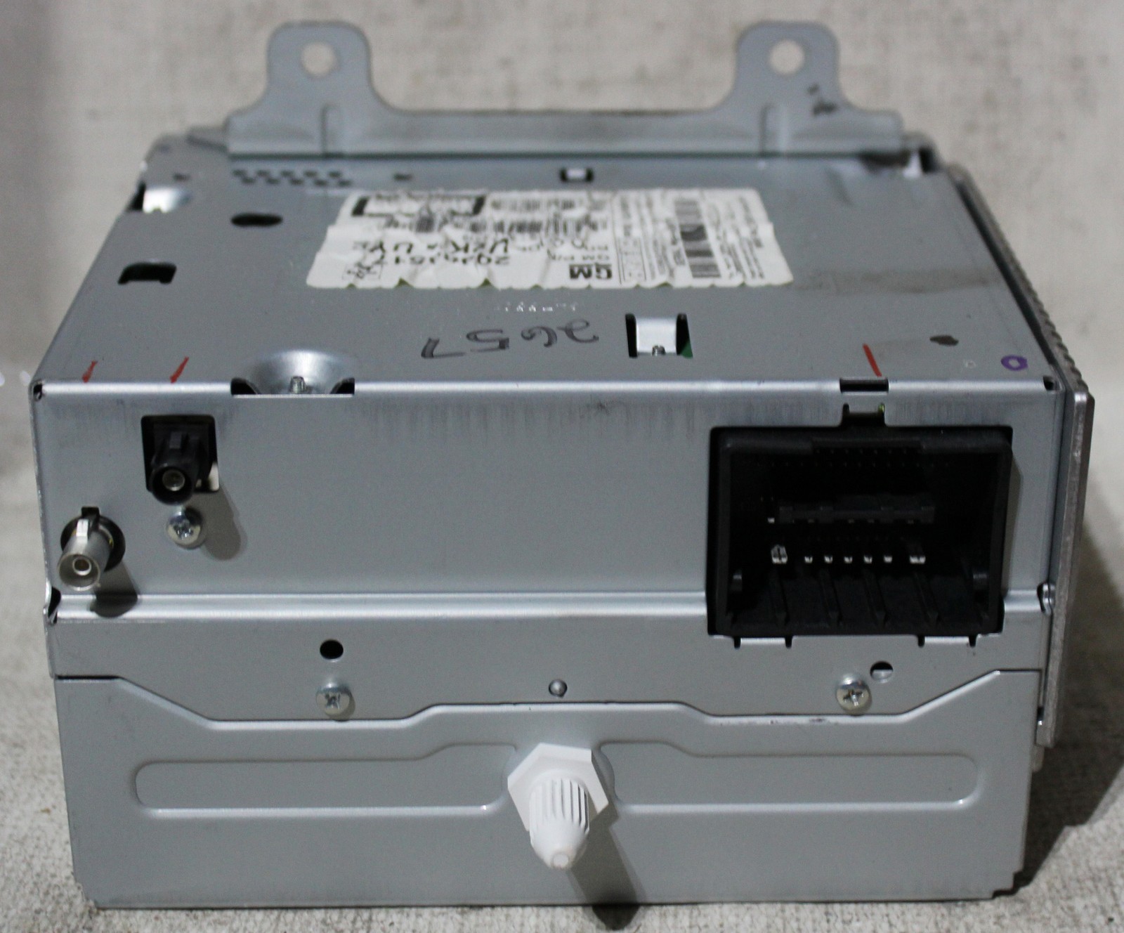 Saab 9-5 2010 Factory Stereo MP3 CD Player Radio XM Ready 20983517 (OD2657)