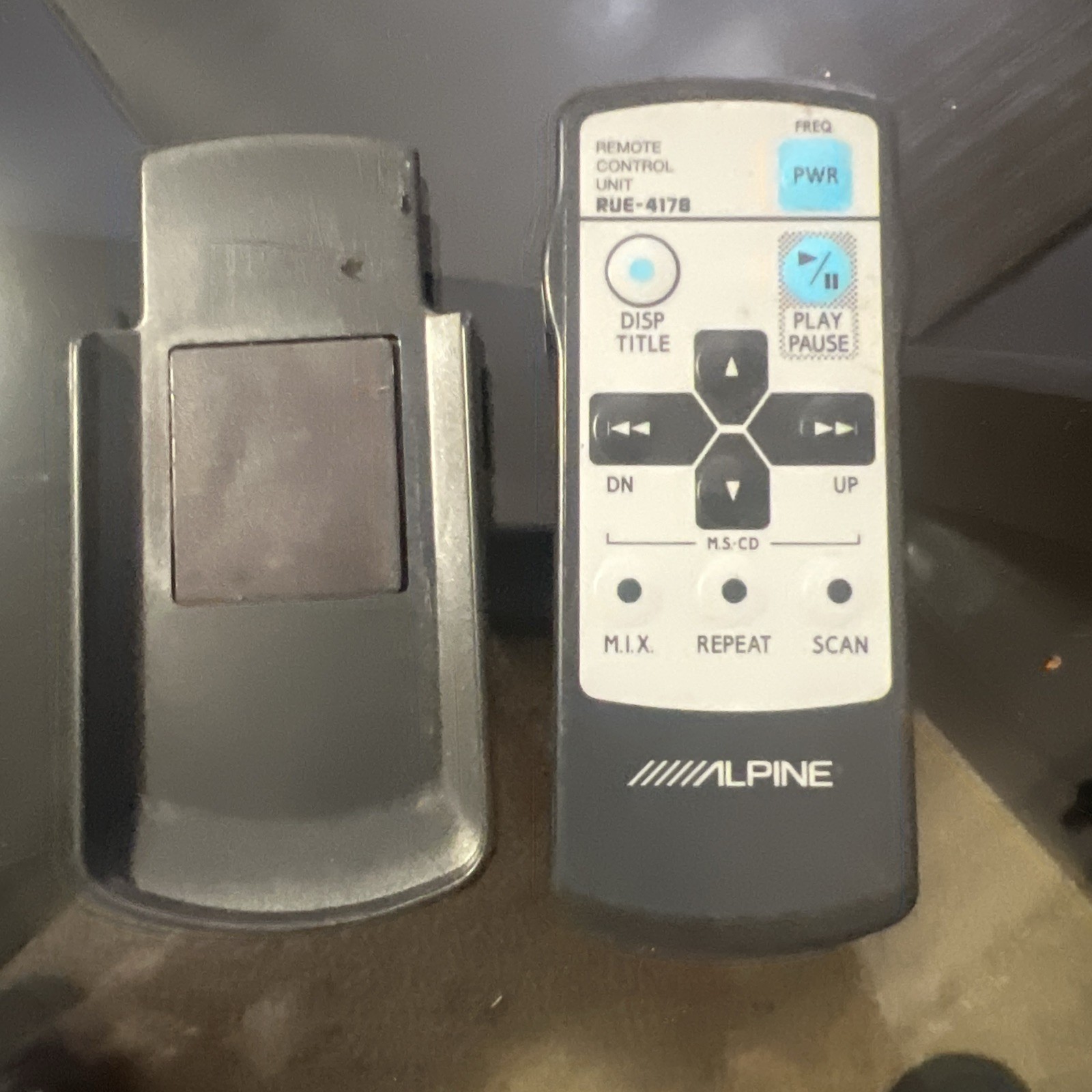 Alpine RUE-4178 Remote Control Unit With Magnetic Base OEM Free Shipping USA!