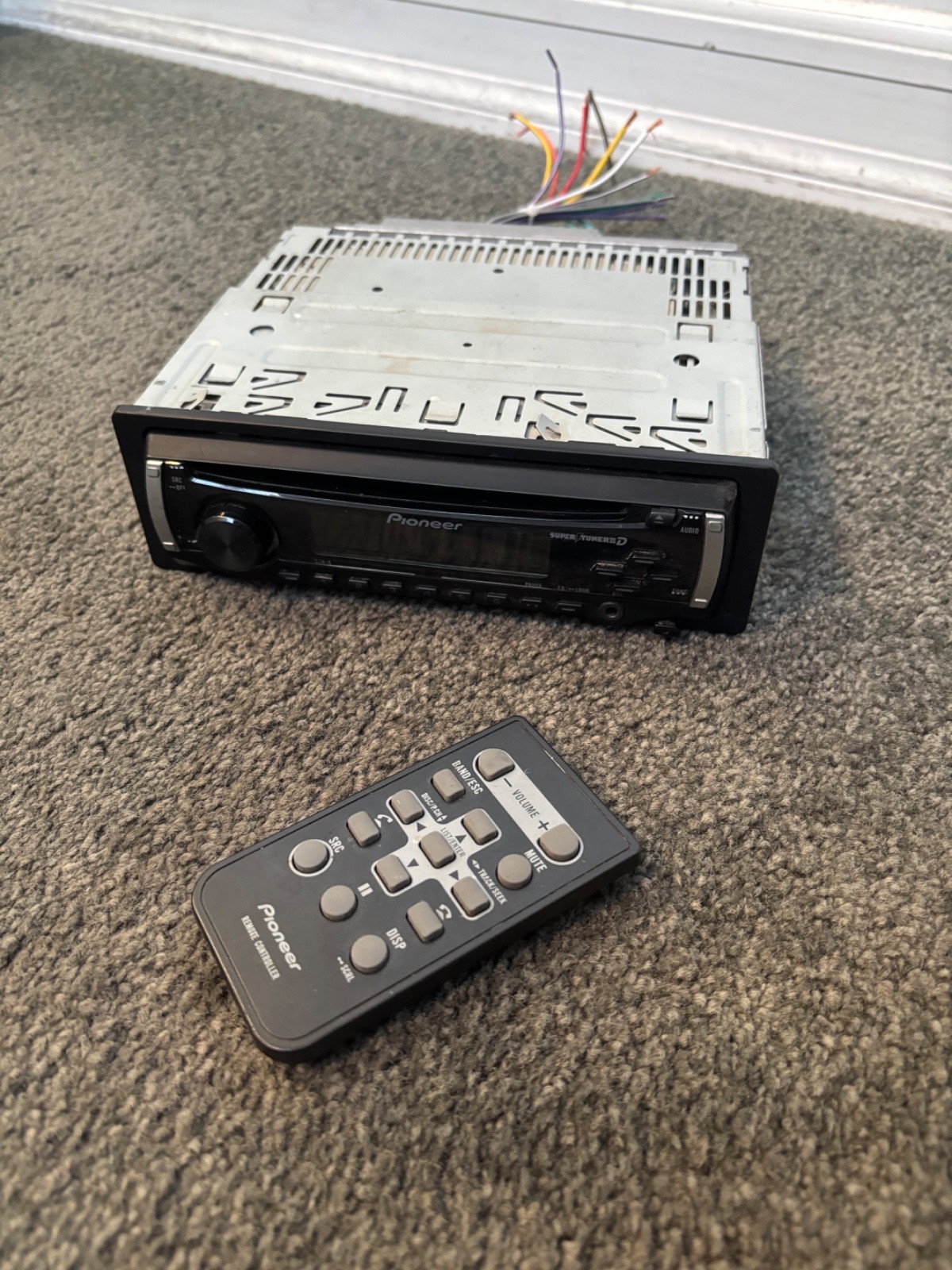 Pioneer DEH-9 CD Player In Dash Receiver Car Stereo Radio with Remote