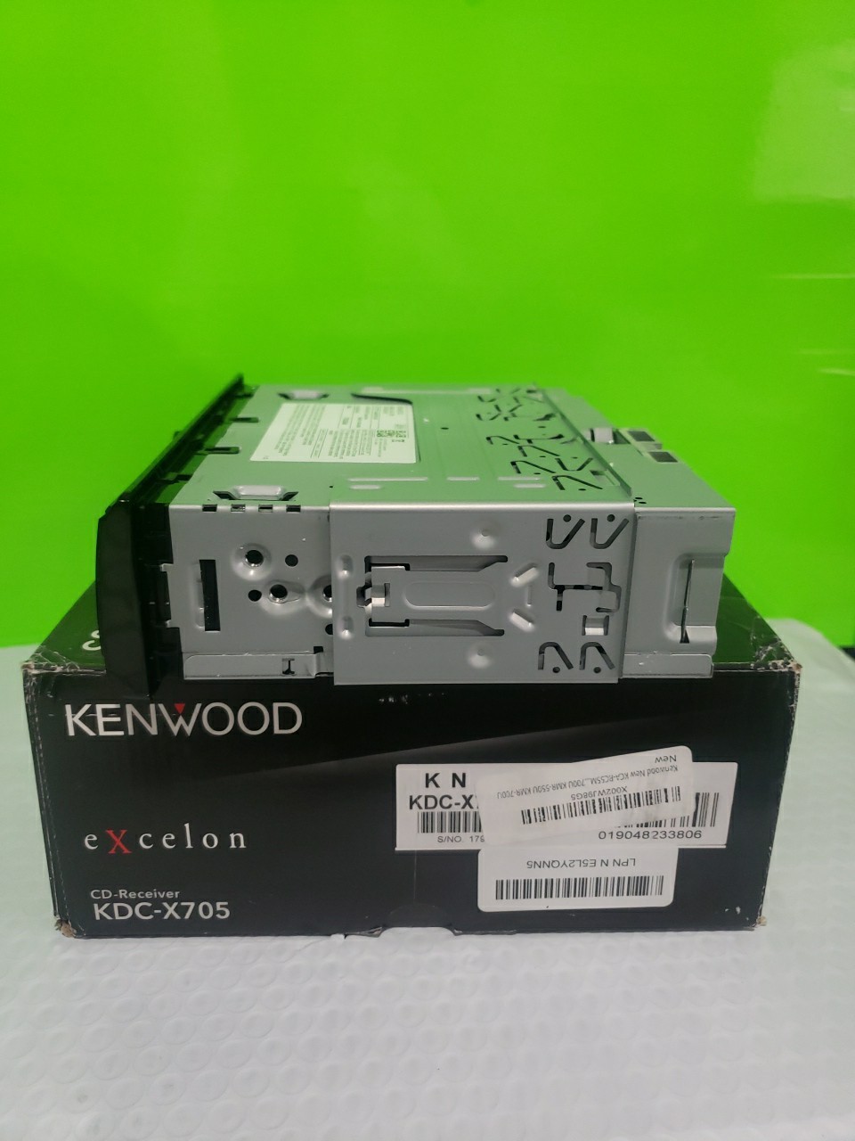 Kenwood KMM-X705 1-DIN Bluetooth Car Stereo Digital Media Receiver SiriusXM Good
