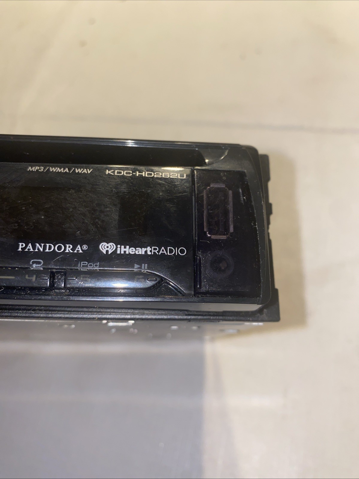 Kenwood “KDC-HD262U” CD Android HD Radio USB Interface MP3 AM/FM AUX