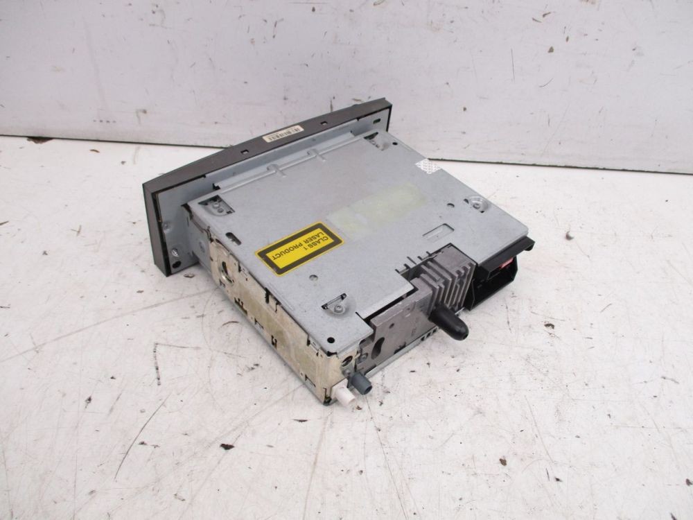CD Radio MP3 *Code Not Available Fits Peugeot 407 SW (6E_) 2.0 9660647677
