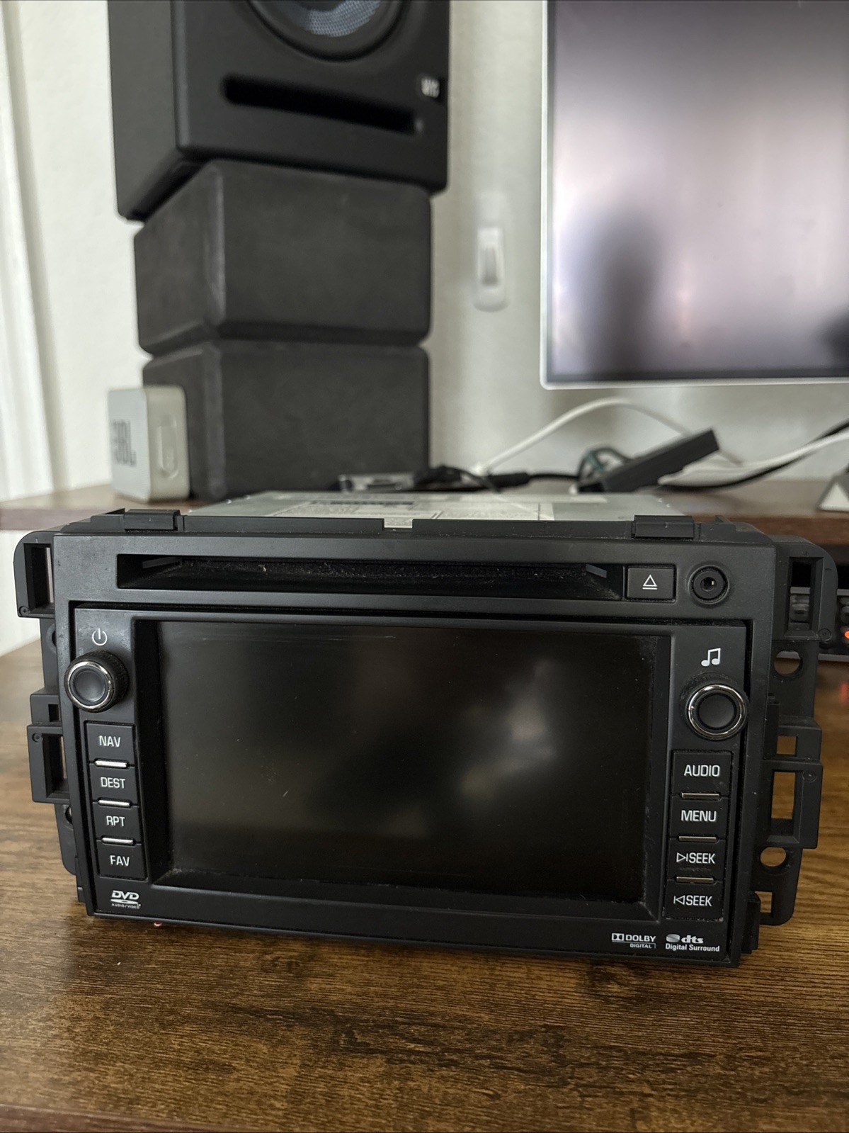 Denso DW468100-6030 GM 25846421 DVD Navi Radio Yukon Suburban Tahoe
