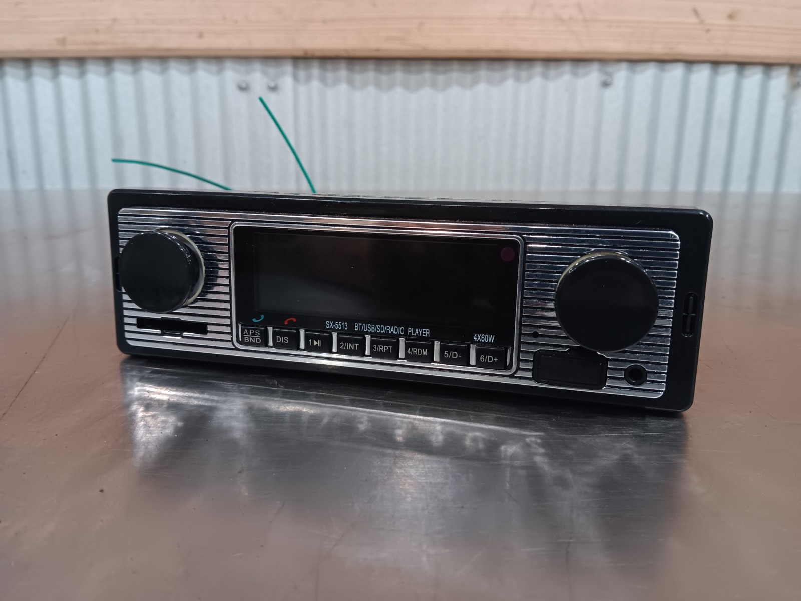 Bluetooth Vintage Car FM Radio MP3 Player USB Classic Stereo Audio Receiver AUX