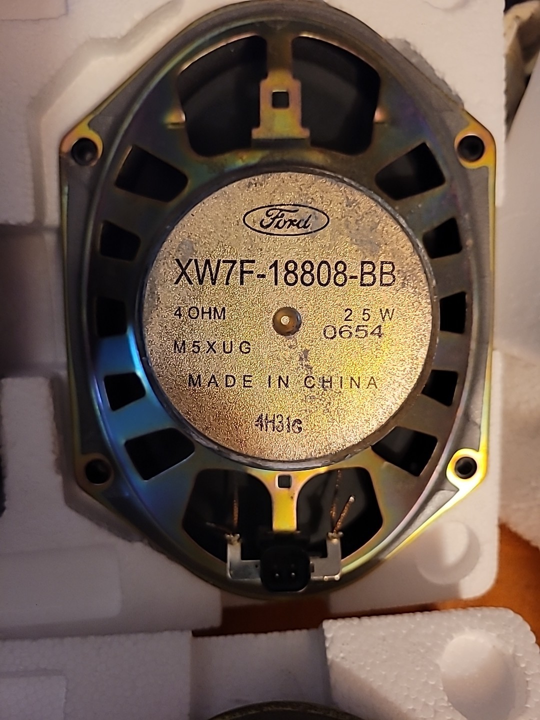 Ford Audio System 1999-2004 F150 Unit With 4 Speakers